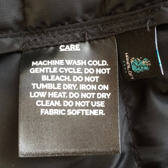 NWT Warm Packable Jacket - Picture 4 of 8